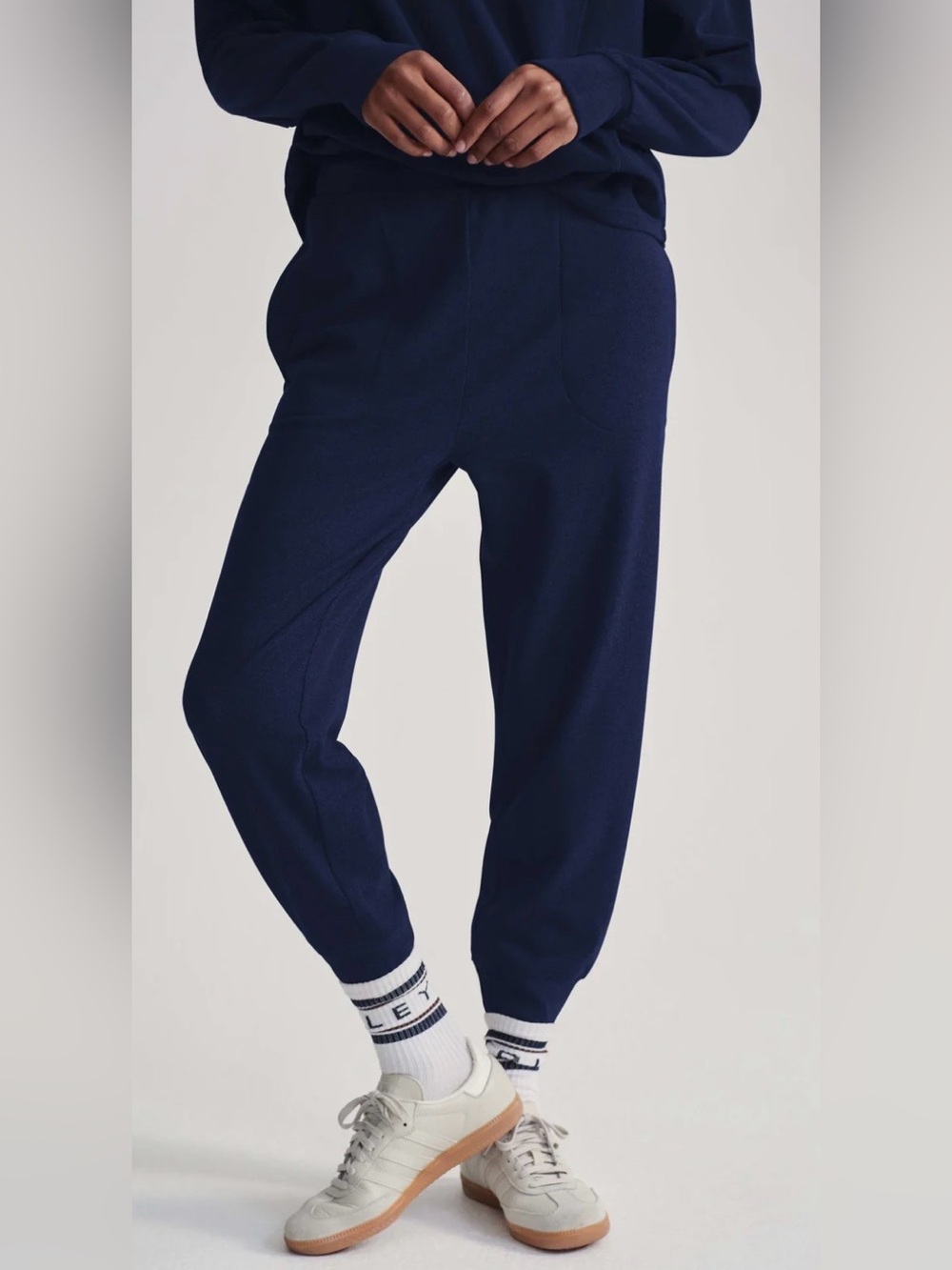 VARLEY Brushed Rib Slim Cuff 25 Inch Pants in Navy Blue